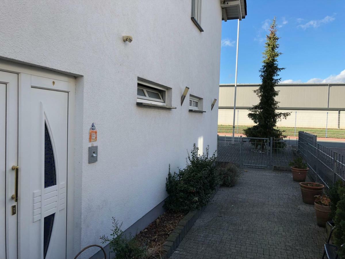 Pension Am Roemerhof Münzenberg Eksteriør billede