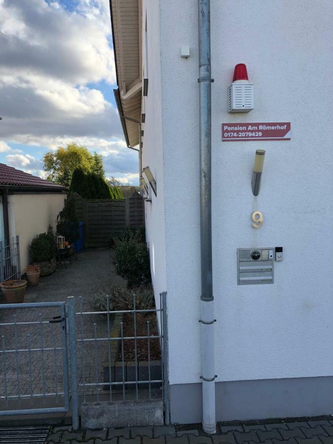 Pension Am Roemerhof Münzenberg Eksteriør billede